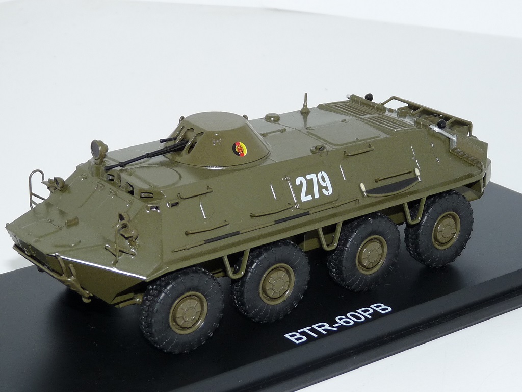 Premium Classixx 47107  BTR-60 NVA 1:43