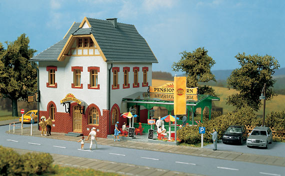 11354 Auhagen H0 Pension Stern
