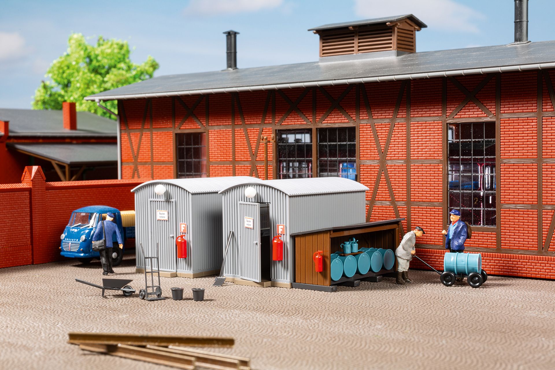 11478 Auhagen H0 Wellblechschuppen Öllager
