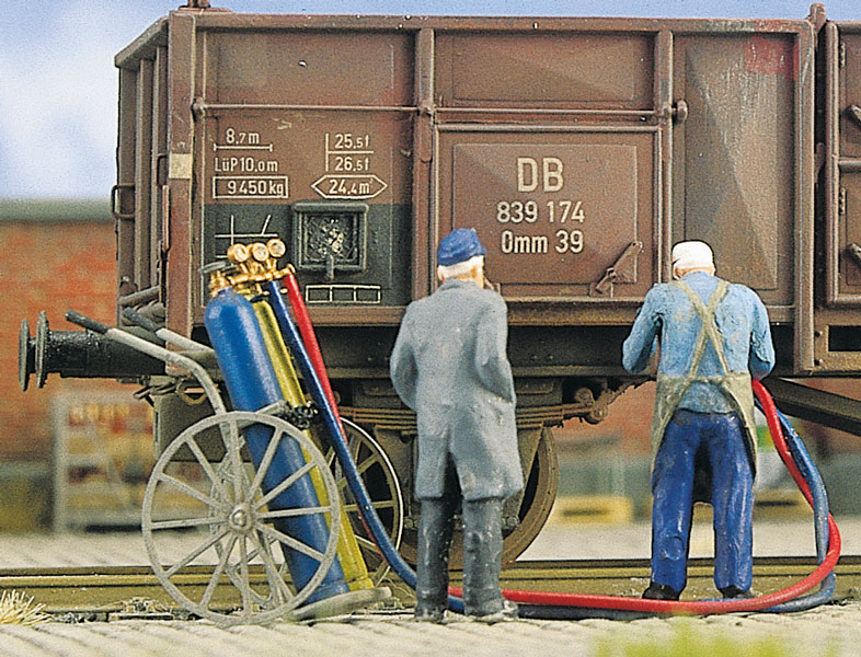 3383 Weinert Schweißgerätewagen mit Flaschen H0