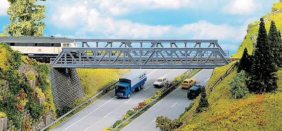 21310 Noch H0  Gitter-Brücke