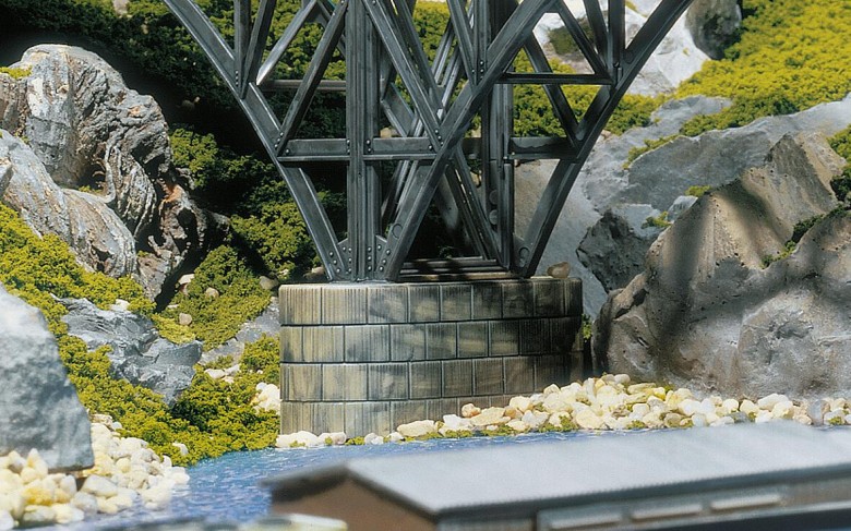 120538 Faller H0  Betonbrückenpfeiler SA